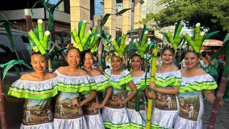 Inicia la segunda precarnavalera con alegría, tradición y baile .