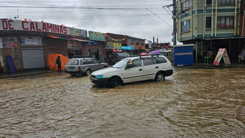 Calles inundadas en San Roque - El Alto 