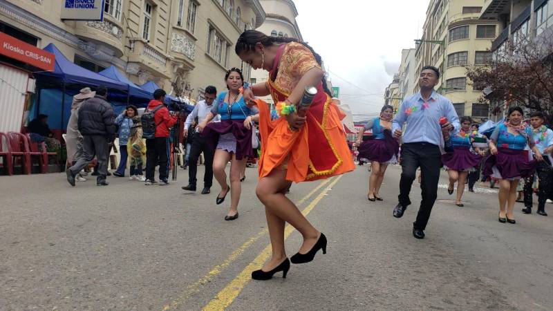 Danzas tradicionales en el Jisk’a Anata