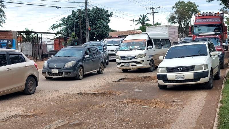 Baches en la Doble Vía a La Guardia