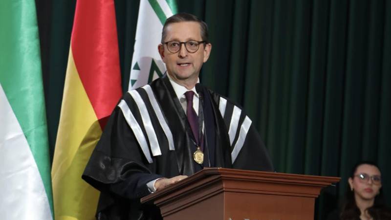 Oscar Ortiz Antelo asume como rector de la Universidad Privada de Santa Cruz de la Sierra (UPSA)