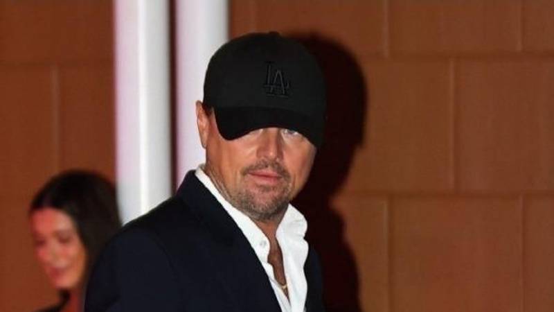 Leonardo DiCaprio suele ocultar su rostro con gorras o mascarillas