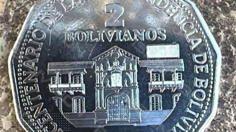 La moneda de Bs conmemorativa del Bicentenario.