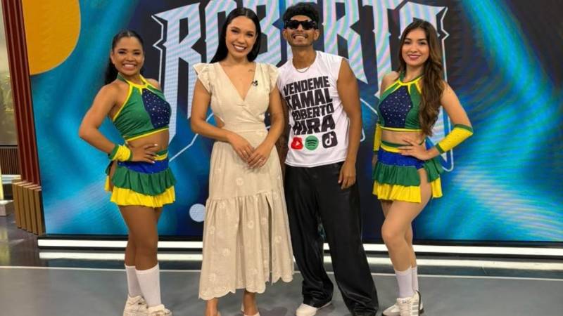 Roberto Hira en La Revista
