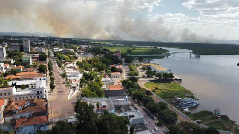 Corumbá amaneció llena de humo. 