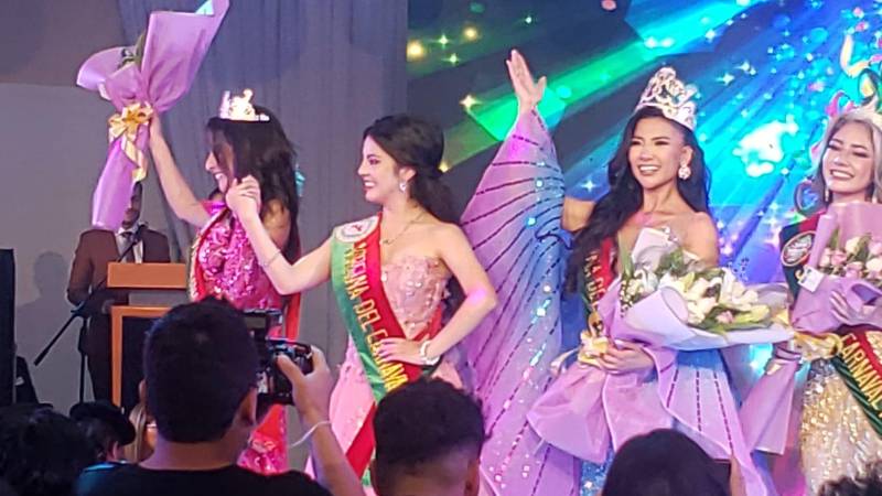 Camila Gonzales fue elegida como reina del Carnaval Paceño 2026.