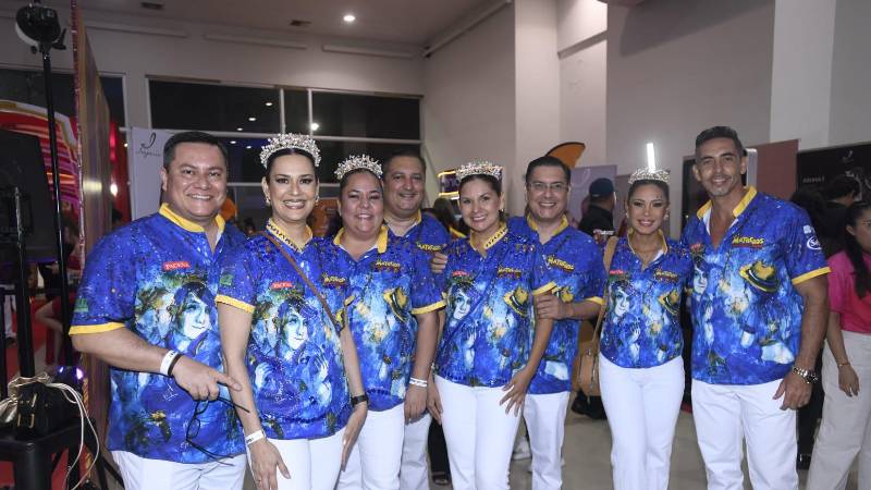 Comparsa Matreros, en la coronación de Camila I.