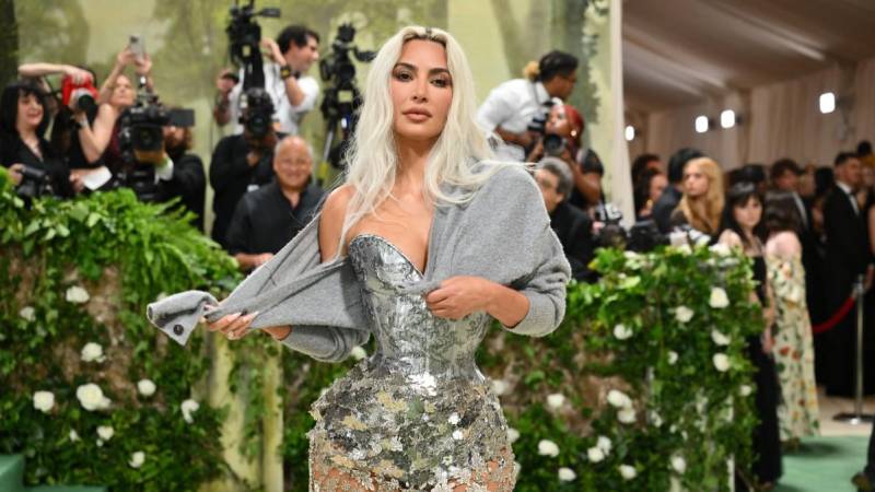 Kim Kardashian vistió una creación de Galliano para Margiela