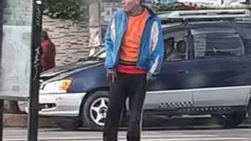 El hombre acusado de agredir a los transeúntes.