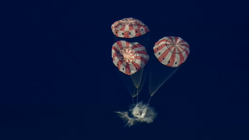 Los astronautas de Artemis II amerizaron en el océano Pacífico.