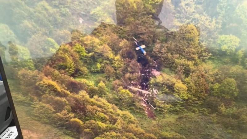 El helicóptero en el que viajaba Raisi se precipitó en una zona montañosa. 