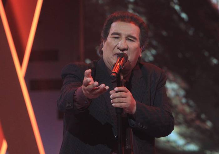 Dyango emocionó al jurado con una presentación impecable  
