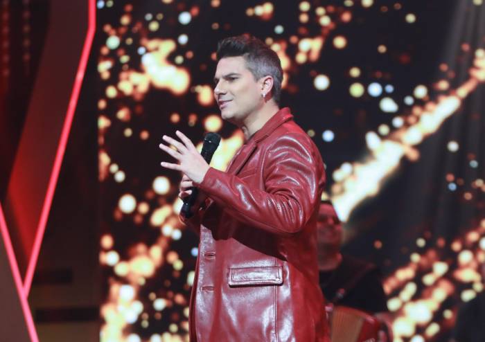 ¿Cómo surgió la colaboración musical entre Pipe Bueno y Luis Vega? ¿Cómo surgió la colaboración musical entre Pipe Bueno y Luis Vega?