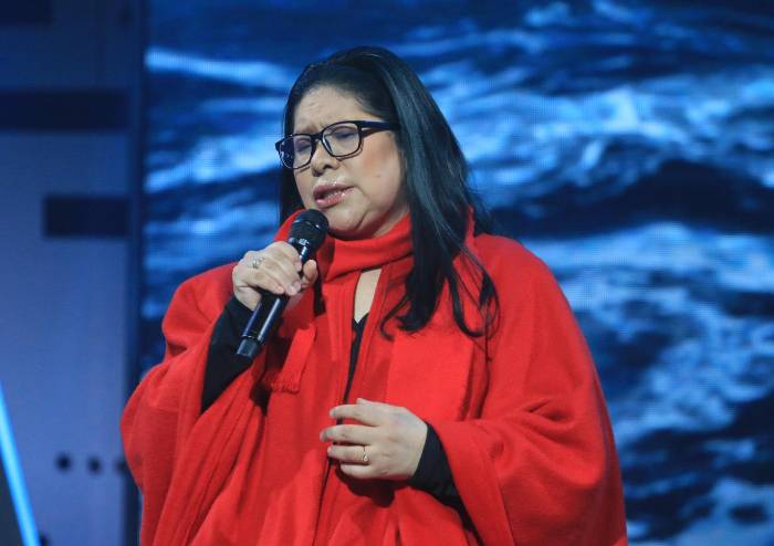 Conmovedora despedida: Mercedes Sosa continuó a pesar de la adversidad  