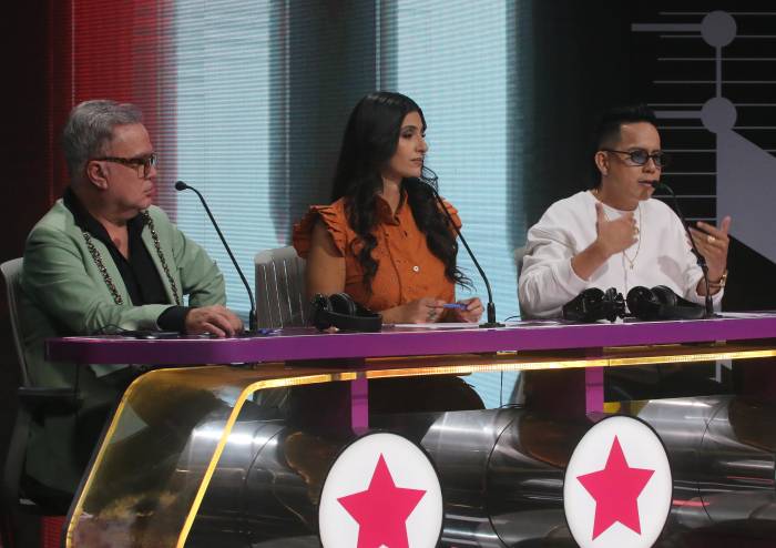 Fher le respondió a Juan Gabriel y le pidió escuchar cuando se los corrige 