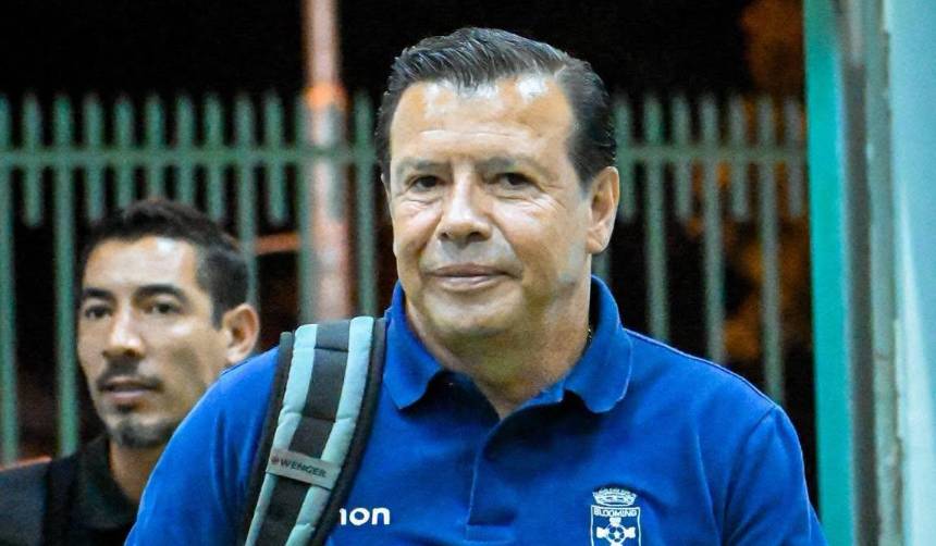 Erwin Sánchez deja de ser técnico de Blooming, señala dirigente celeste