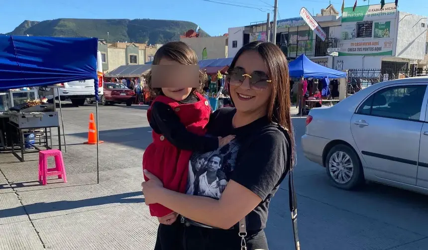 Imágenes sensibles: Muere Dulce, joven madre que salvó a su hija de morir atropellada