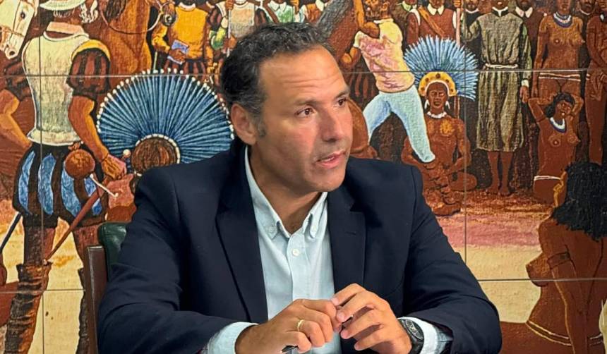 Cívico pide al Gobierno que realice ajustes económicos al Estado y cierre empresas públicas deficitarias 
