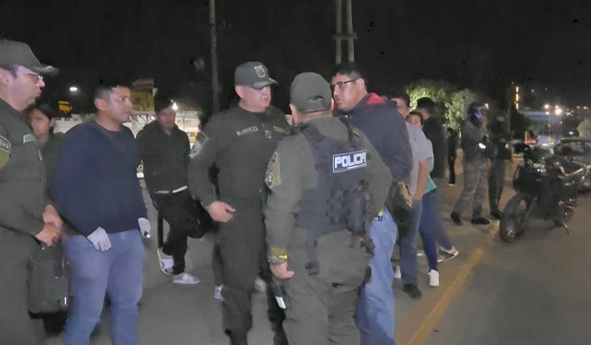 Policía hiere a extranjero que intentó atacarlo con un arma durante una intervención