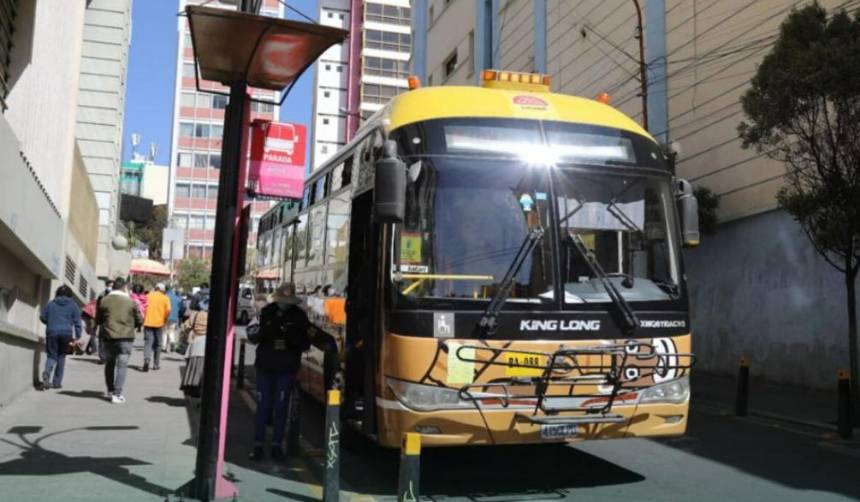 PumaKatari suspende operaciones desde este viernes por “falta de diésel”, reporta la Alcaldía de La Paz 