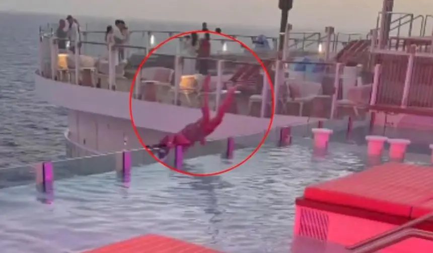 Imágenes sensibles: Hombre muere tras caer al mar desde la piscina de un crucero 