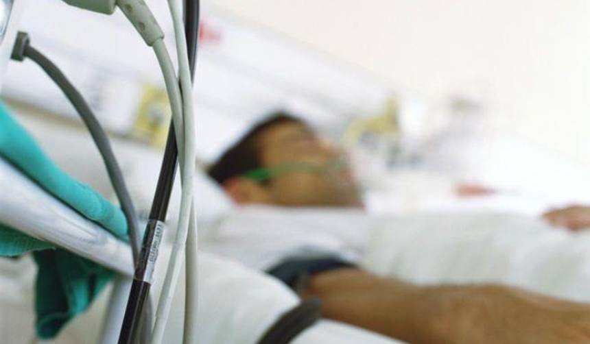 “Se ha pagado Bs 80.000”: Padre de taxista atracado afirma que se requiere de más cirugías