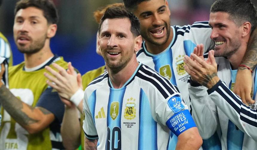 Scaloni confirma que Messi no será titular en el último partido de Argentina
