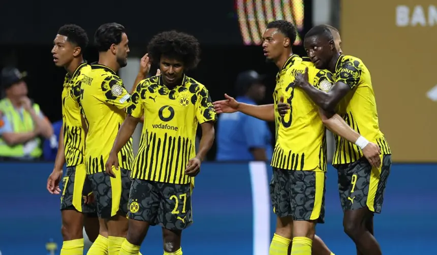 El Dortmund vence a Monterrey y sella su pase a cuartos de final del Mundial