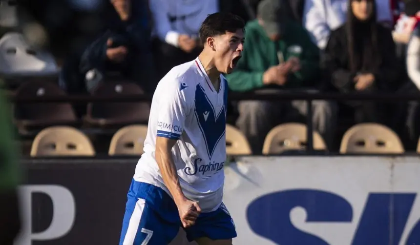 La Verde: Reunión entre el cuerpo técnico y Máximo Mamani para convocar a la joya de Vélez 