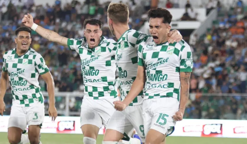 Oriente Petrolero estira su buen momento con goleada ante Blooming en el clásico cruceño