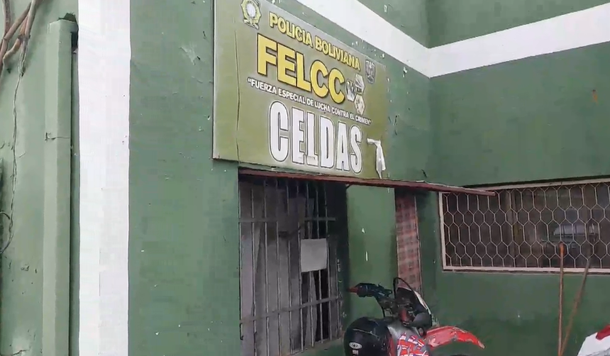 Hombre queda seriamente herido tras ser apuñalado por su esposa, que fue aprehendida