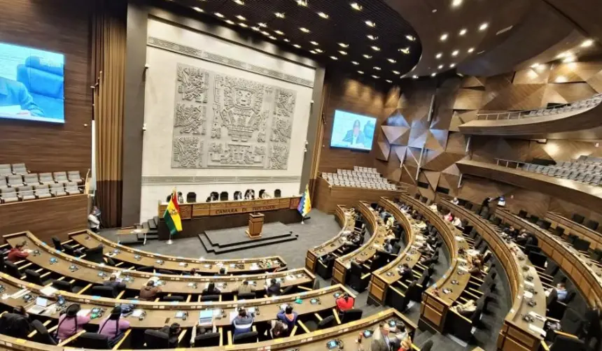 Asambleístas retoman funciones tras receso legislativo; 9 créditos figuran en la agenda semanal de Diputados 