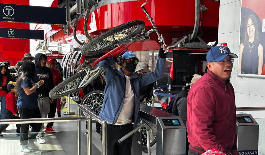 ¿Hasta cuándo? Suspenden operaciones en un tramo de la Línea Roja del teleférico de La Paz