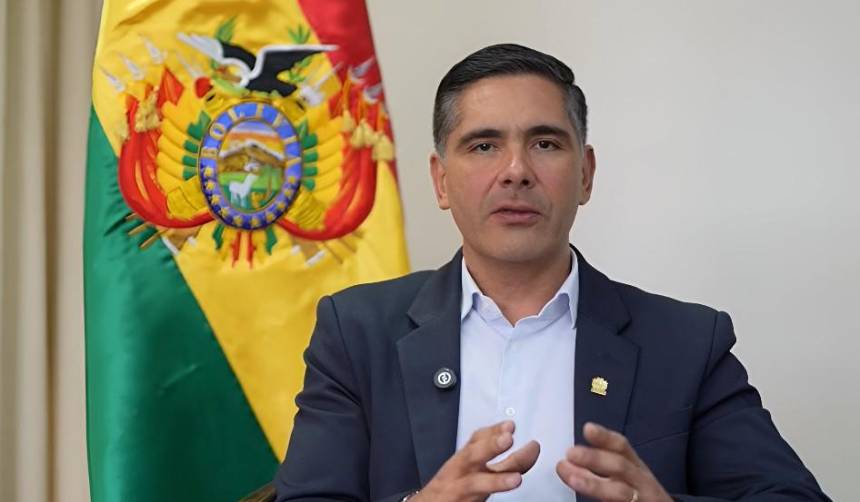 Chile está en puertas de aprobar la exportación de carne de res y leche de Bolivia, anuncia ministro Justiniano