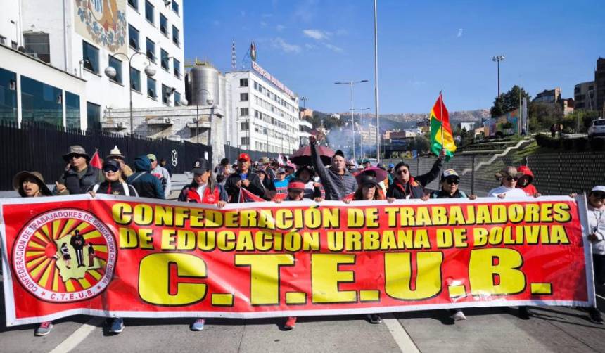 Maestros anuncian marcha en los nueve departamentos: ”El Estado de excepción no va a contener a los trabajadores” 