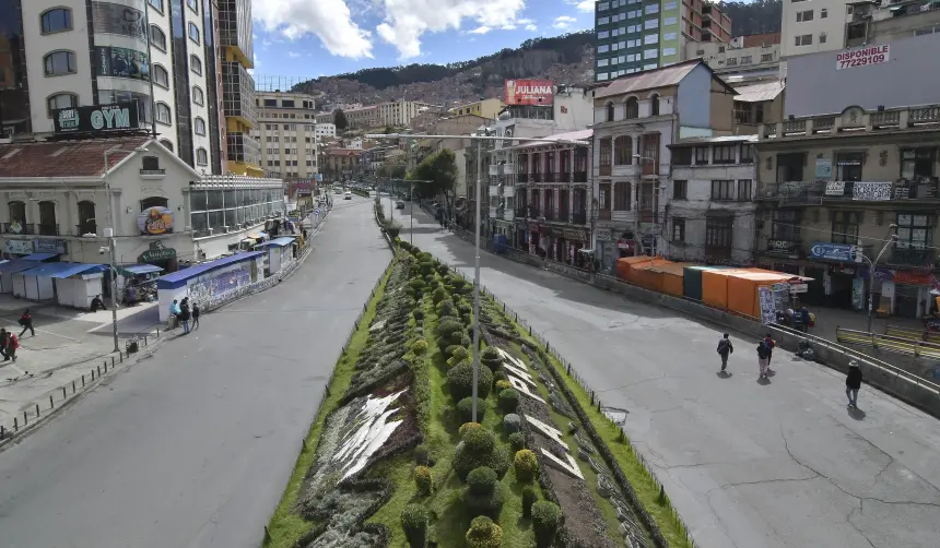 Paro del transporte en La Paz: Gobierno anuncia convocatoria a choferes para dialogar