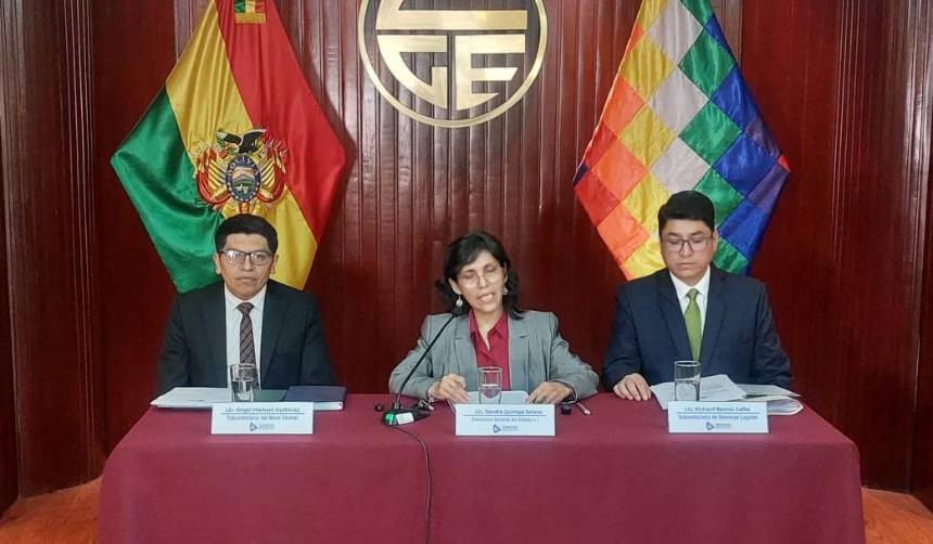 La nueva contralora dice que está en curso la fiscalización a la gestión de Arce y respalda la ampliación del arraigo 