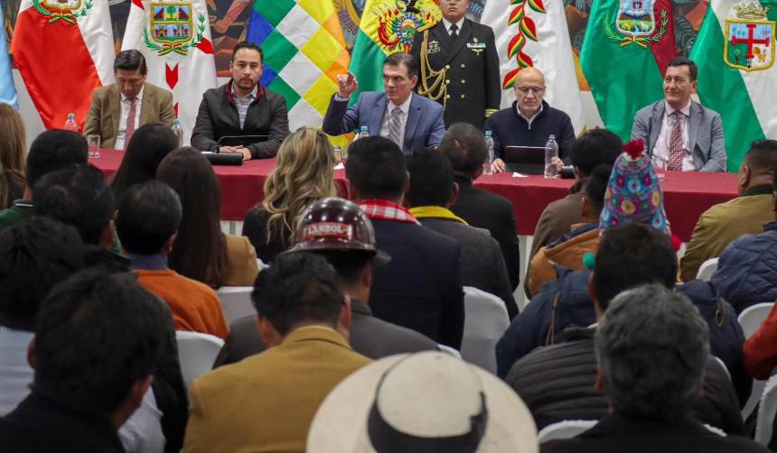 Presidente Paz tras reunión con alcaldes electos: “Nuestra prioridad es la gestión por encima de los colores políticos”