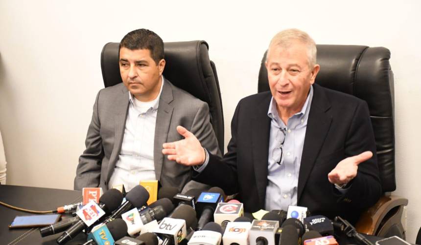 Marinkovic señala que es el Legislativo el que definirá si se abroga o no la ley de conversión de tierras
