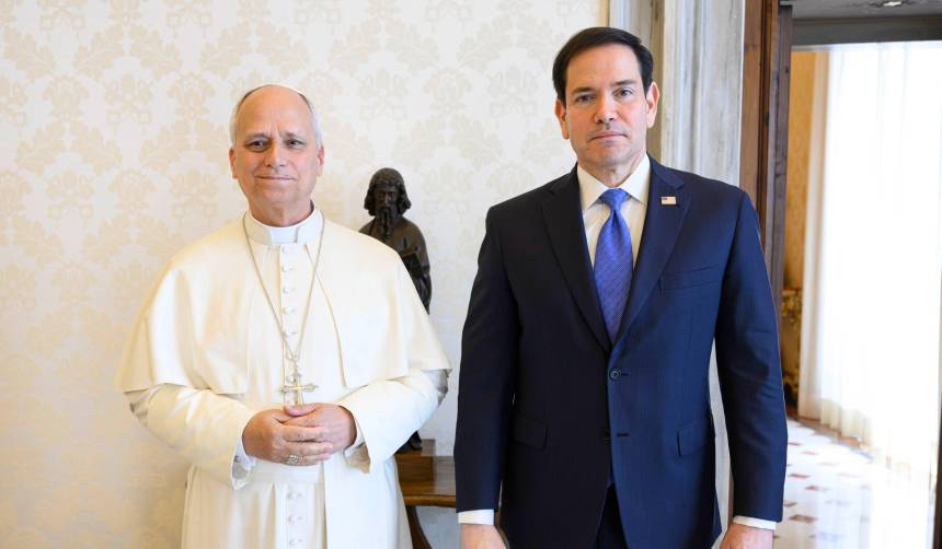 León XIV y Rubio sellan el compromiso de "buenas relaciones" tras los insultos de Trump