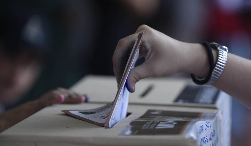 UNITEL presenta encuesta electoral rumbo a la segunda vuelta para la Gobernación de Santa Cruz