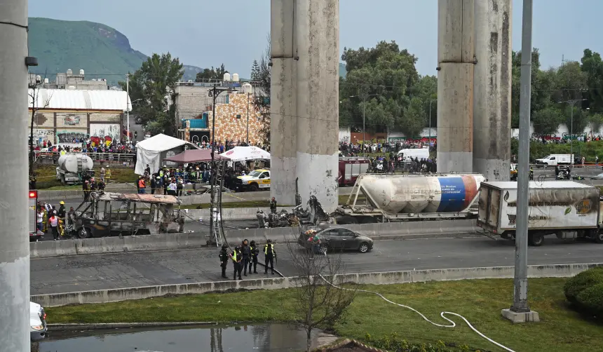 Murió la abuelita que salvó a su nieta de la explosión del camión de gas en México y ya son 13 las víctimas fatales