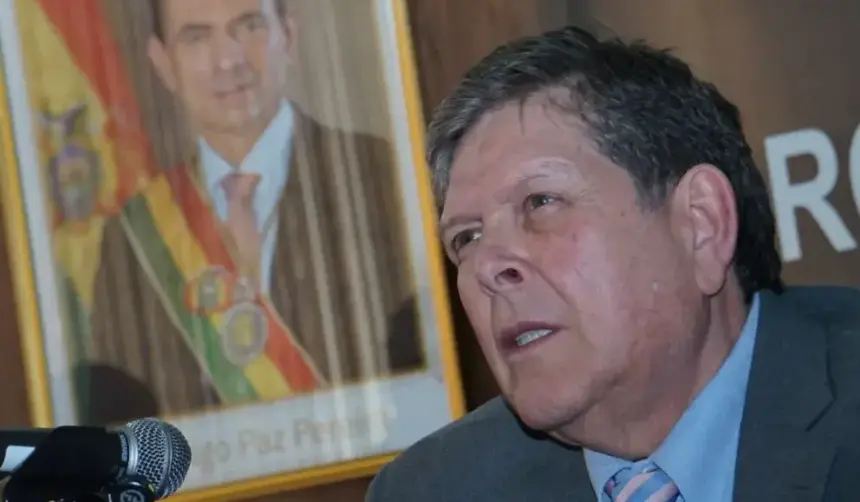 Interpelación en la ALP: Votos de la oposición salvan al ministro de Hidrocarburos de la censura 