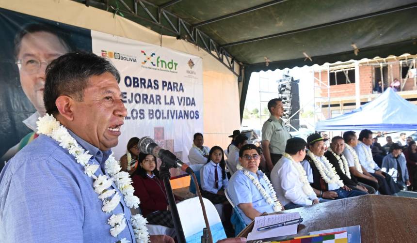 Choquehuanca: “Si hubiesen aprobado 2.000 millones de dólares, no habría habido el problema del combustible ni la subida del dólar”