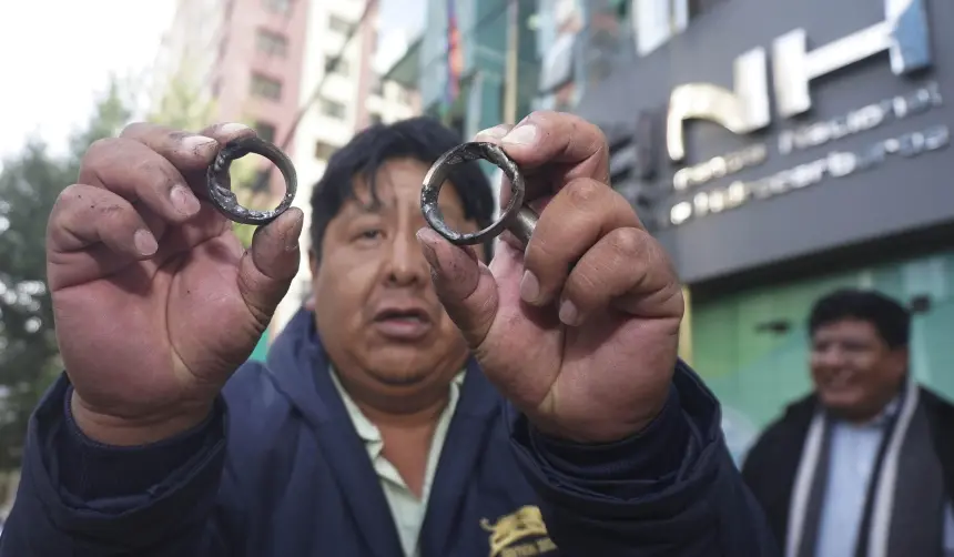 El Gobierno convoca a los choferes de La Paz para evaluar el sistema del resarcimiento por la gasolina