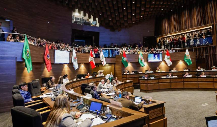 Cámara de Senadores rechaza crear una comisión para observar diálogos entre el Gobierno y sectores movilizados