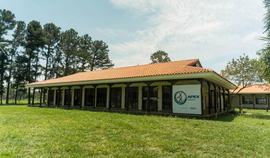 Santa Cruz: Alianza público – privada reactiva Centro de Mejoramiento Genético para ganado bovino