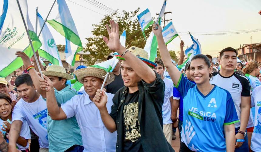 “El compromiso es claro, defender nuestras conquistas”: Andrónico y Prado apuntan a la oposición en la recta final de la campaña