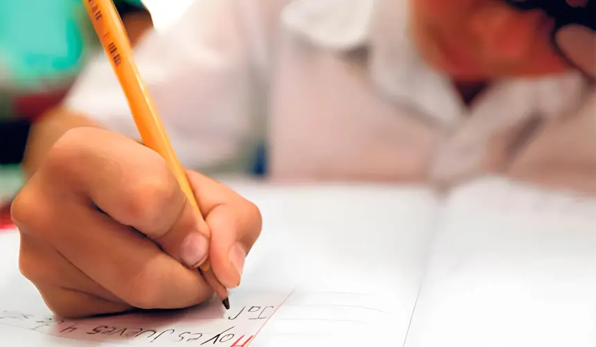 Sarampión: Padres cuestionan que no se disponga el retorno a clases presenciales