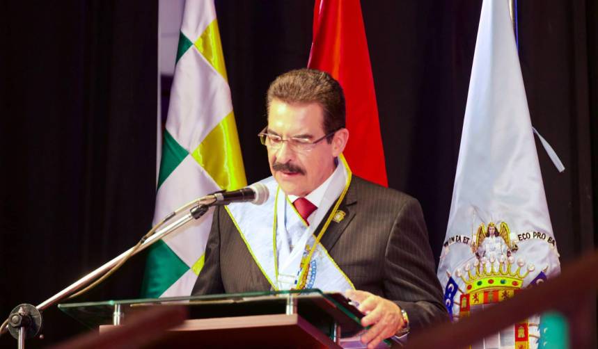 Manfred llama a frenar cualquier intento de convulsión y plantea que Cochabamba sea “articulador” de la unidad de la nación